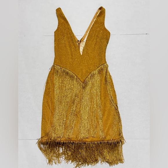 Miss Circle Dresses & Skirts - Miss Circle Elegant Gold V-Neck Fringe Dress Size XS